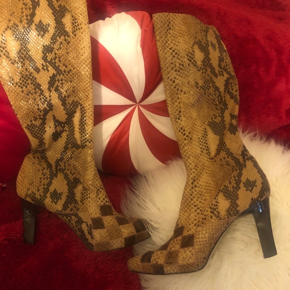 Holiday price drop Like New Carlos Santana Snakeskin print knee high boot - Picture 1 of 6